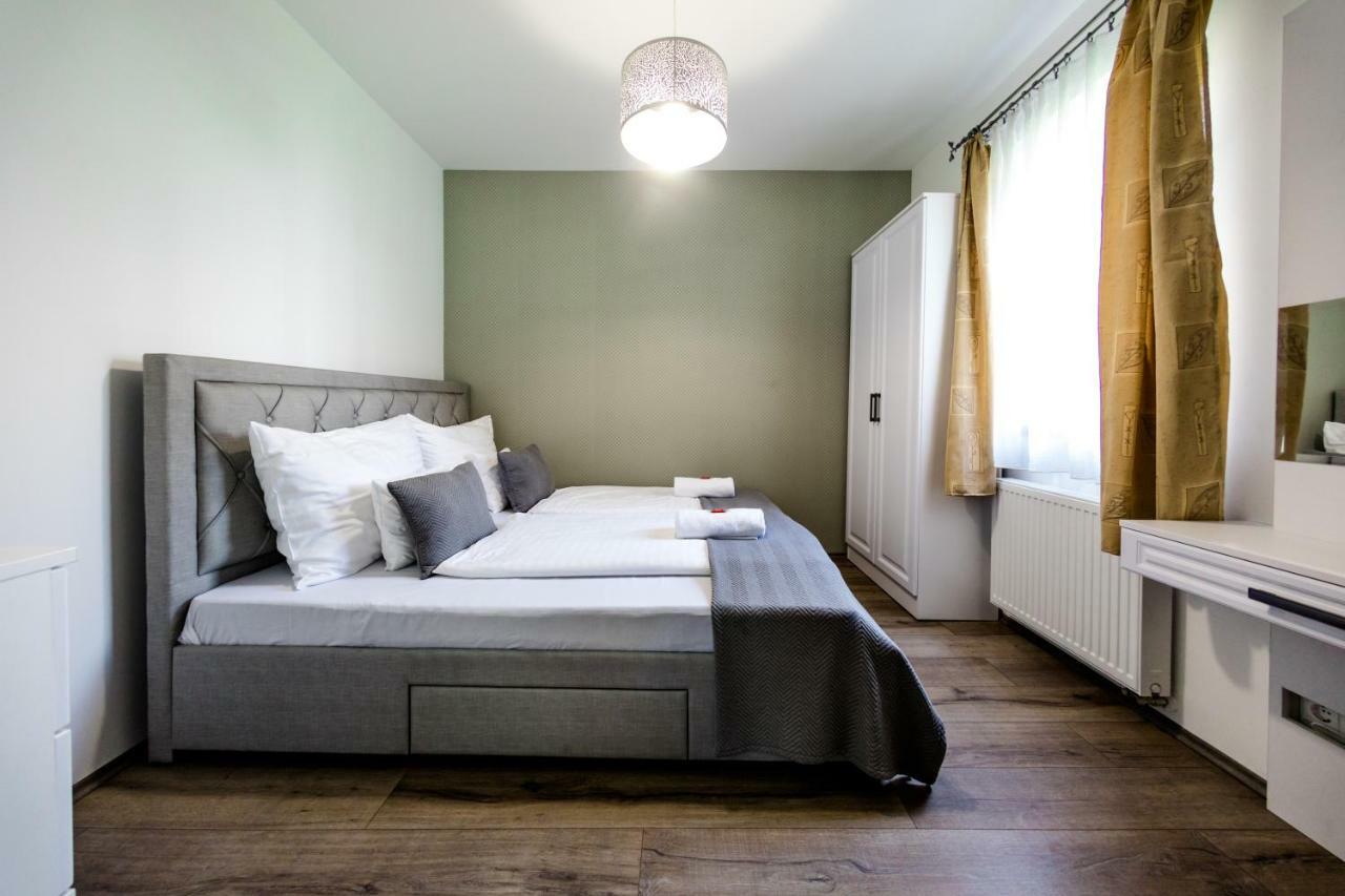 Liszt Ferenc Apartments Kecskemet Exterior photo